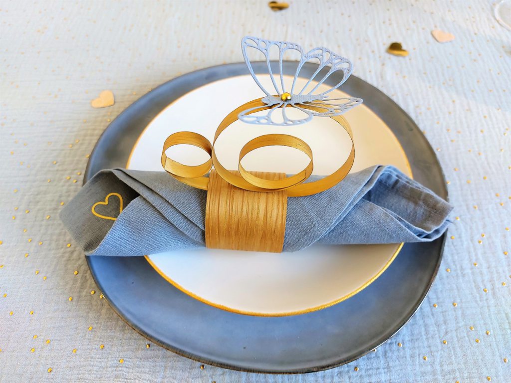 table mariage or papillons